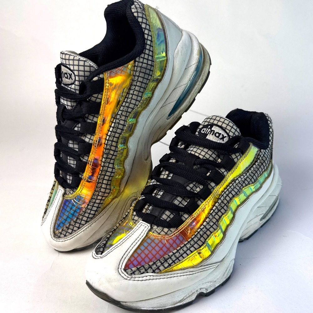 Nike Air Max‎ 95 GS White Grid Iridescent BQ7218-100 Mens 5.5Y Womens 7